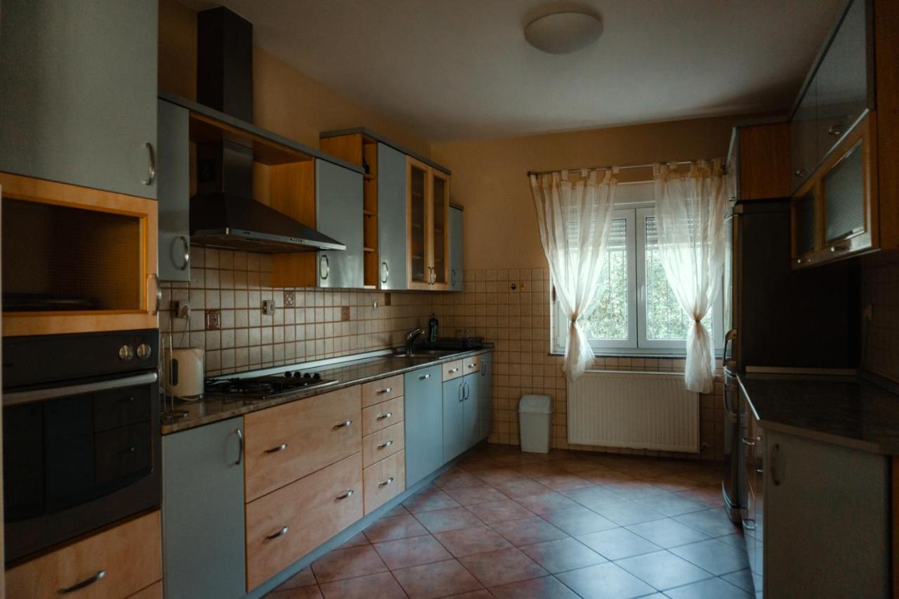 Holiday Home Rozic - Villa With Private Seasonal Heated Pool Мостар Екстериор снимка