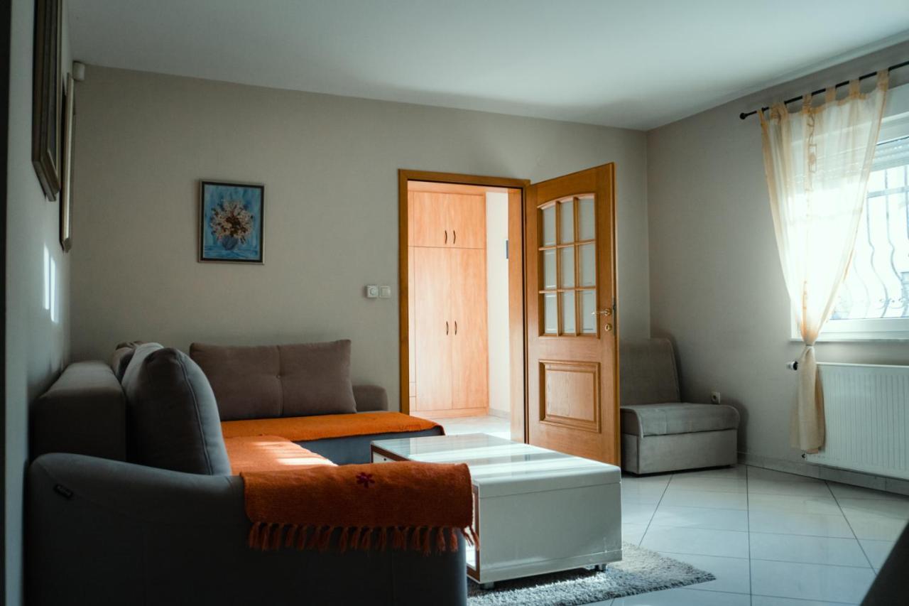 Holiday Home Rozic - Villa With Private Seasonal Heated Pool Мостар Екстериор снимка