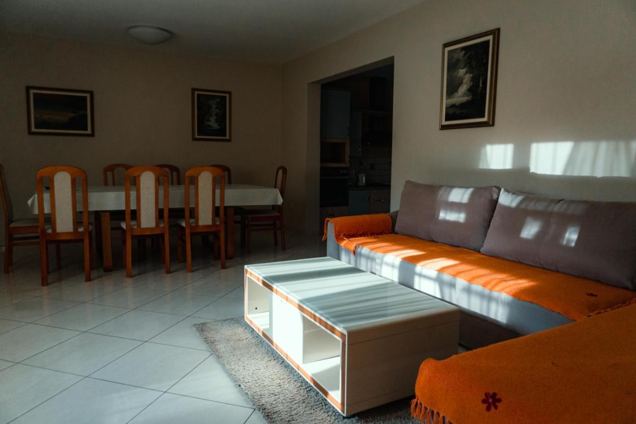 Holiday Home Rozic - Villa With Private Seasonal Heated Pool Мостар Екстериор снимка