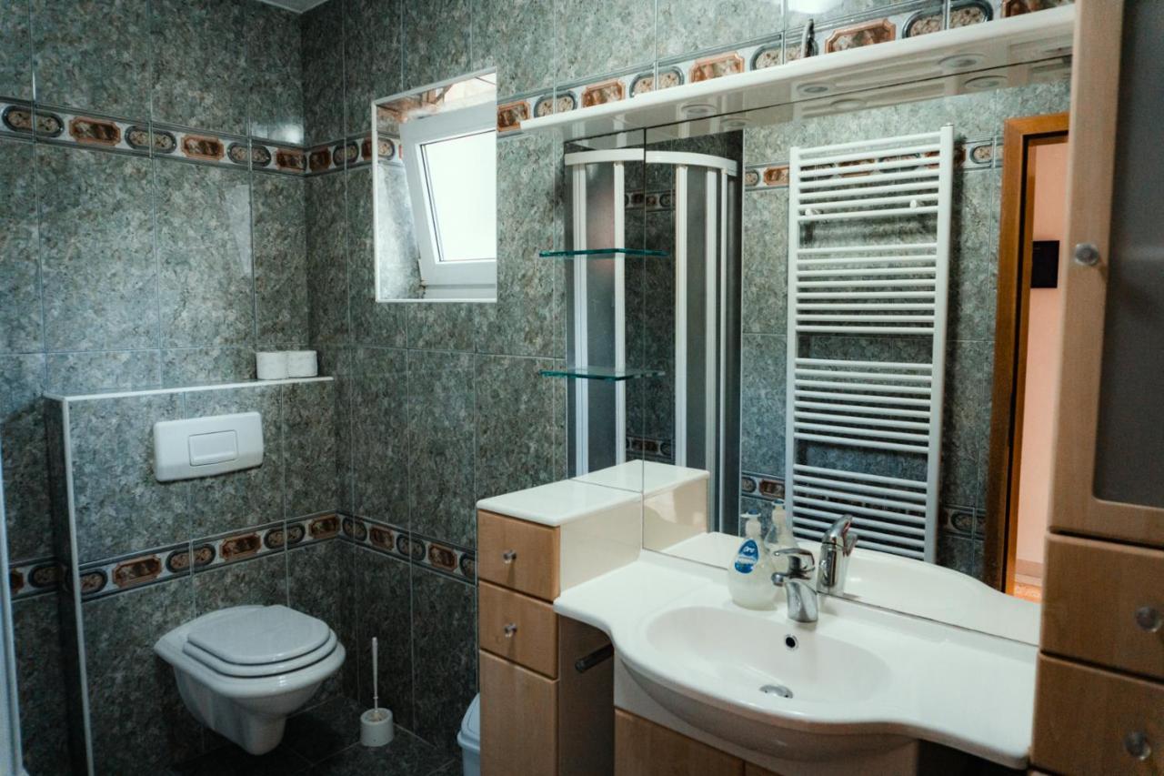 Holiday Home Rozic - Villa With Private Seasonal Heated Pool Мостар Екстериор снимка