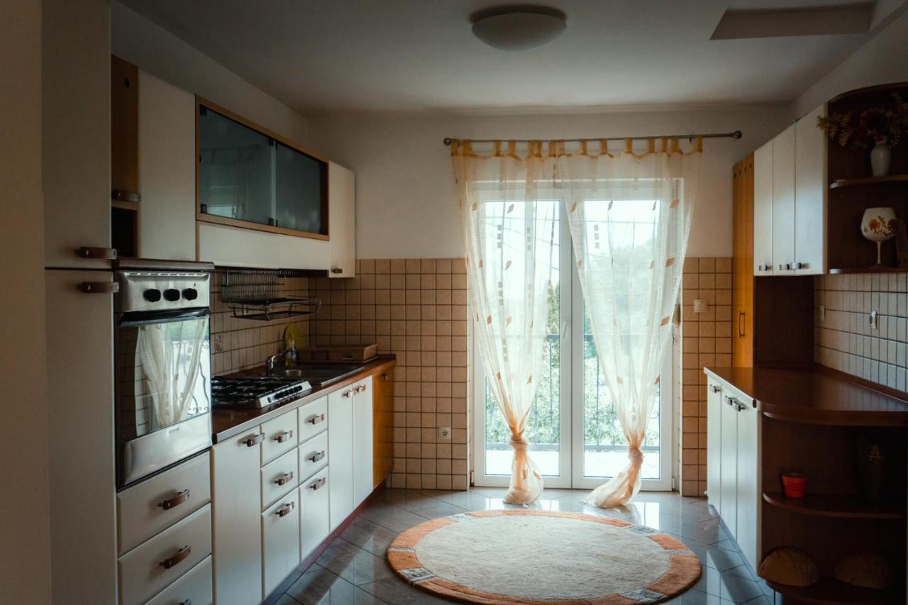 Holiday Home Rozic - Villa With Private Seasonal Heated Pool Мостар Екстериор снимка