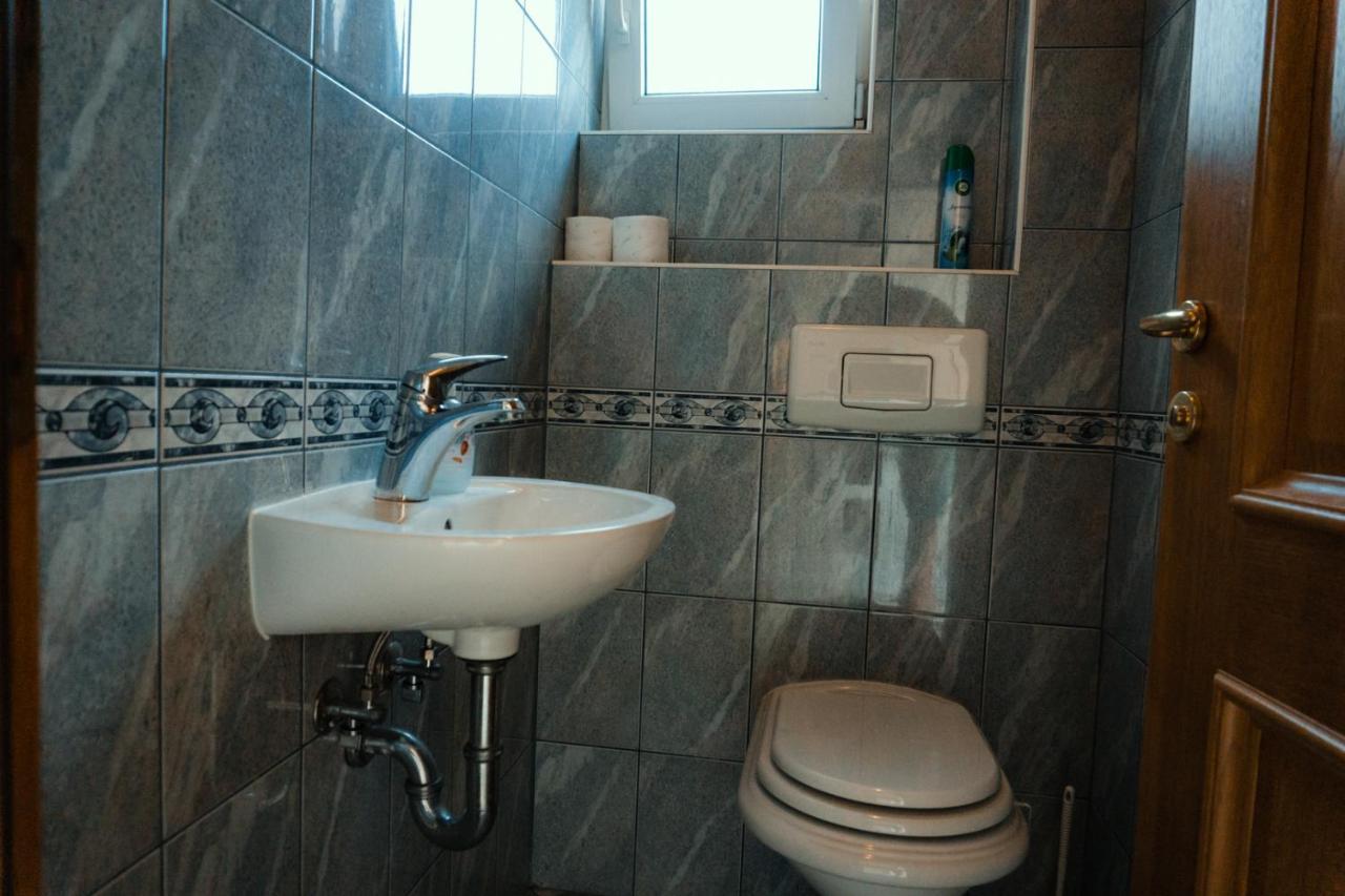 Holiday Home Rozic - Villa With Private Seasonal Heated Pool Мостар Екстериор снимка