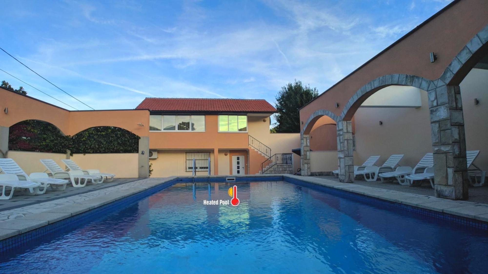 Holiday Home Rozic - Villa With Private Seasonal Heated Pool Мостар Екстериор снимка